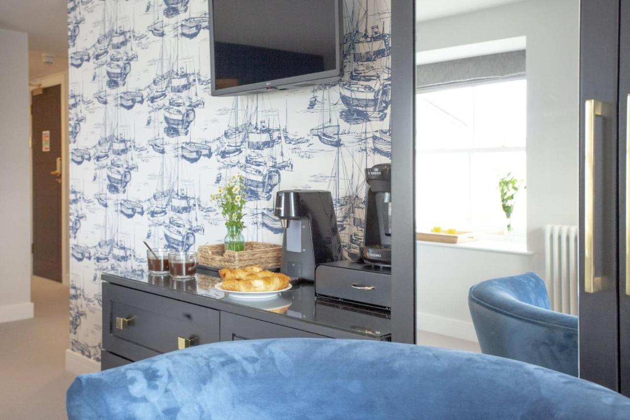 Pilgrim, Maritime Suites, Brixham Exterior photo