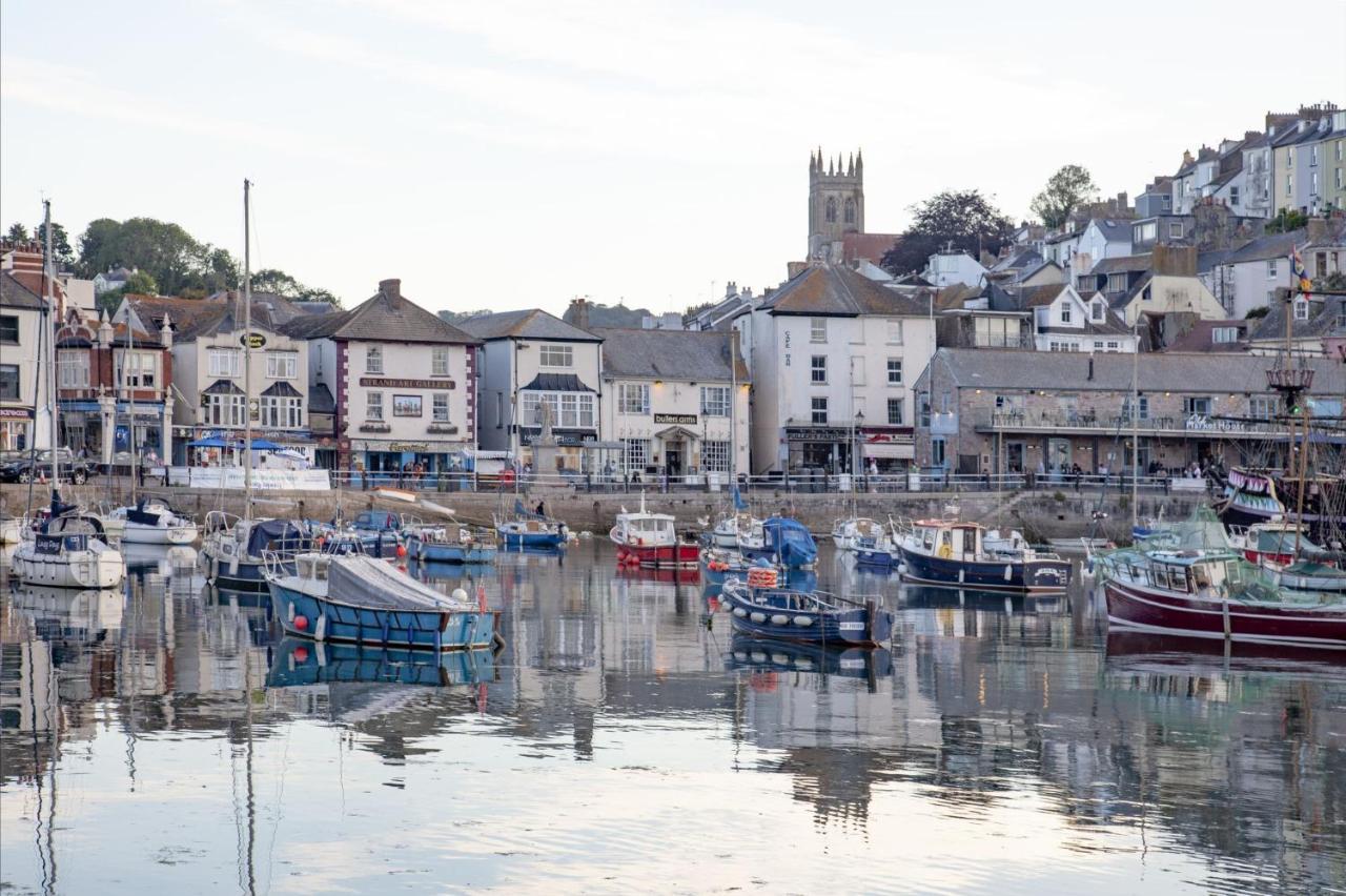 Pilgrim, Maritime Suites, Brixham Exterior photo